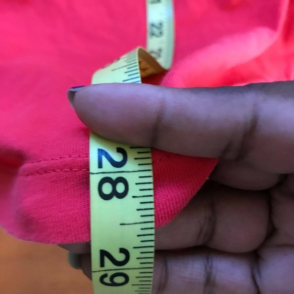 Vineyard Vines T-Shirt Mens Sz M Red Graphic Logo Cotton Long‎ Sleeve Stretch - Picture 9 of 9